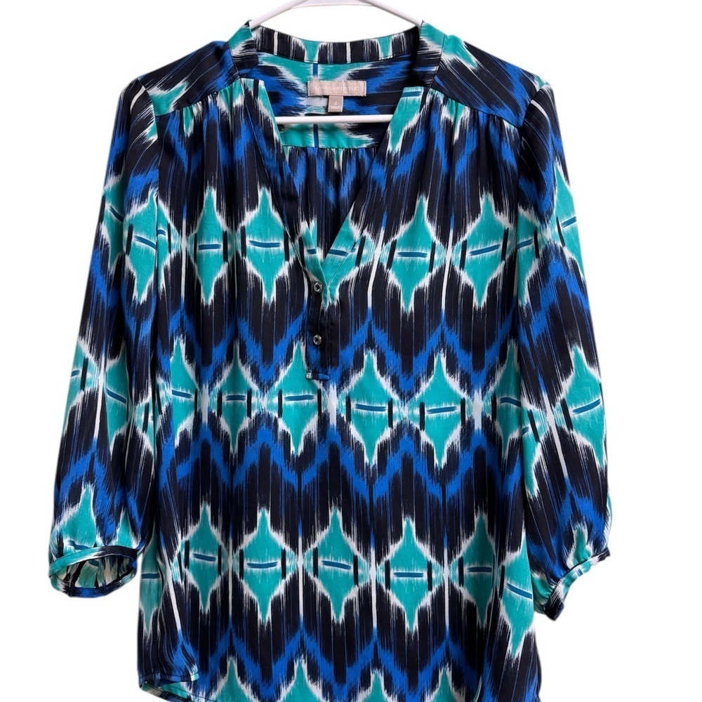 Banana Republic Blue Ikat Print Blouse Size Small 3/4 Sleeve Lightweight